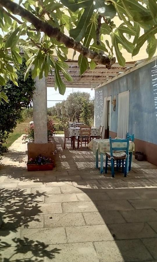 Le Cernicole Villa Melissano Buitenkant foto