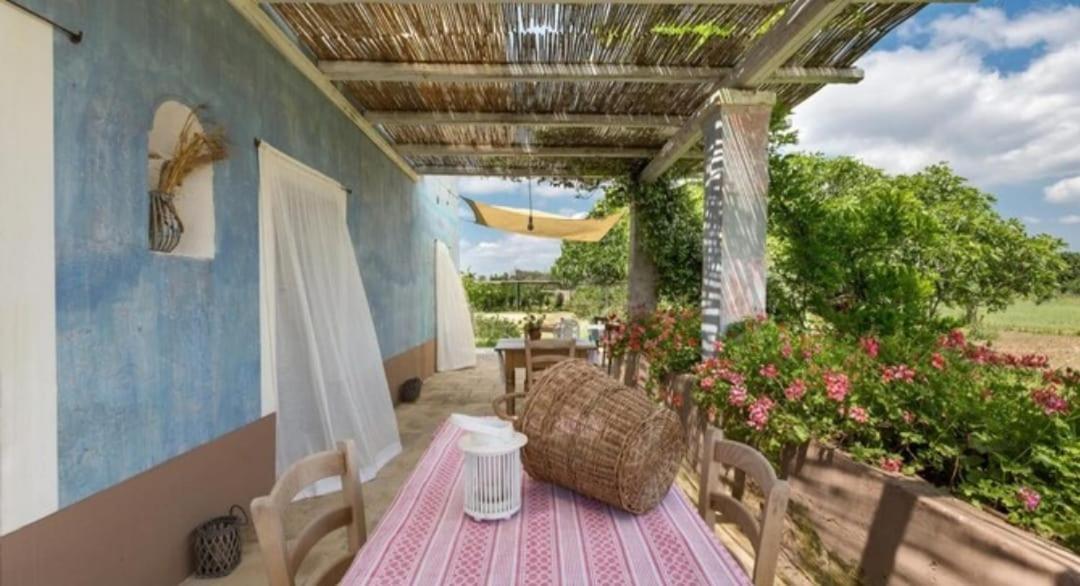 Le Cernicole Villa Melissano Buitenkant foto