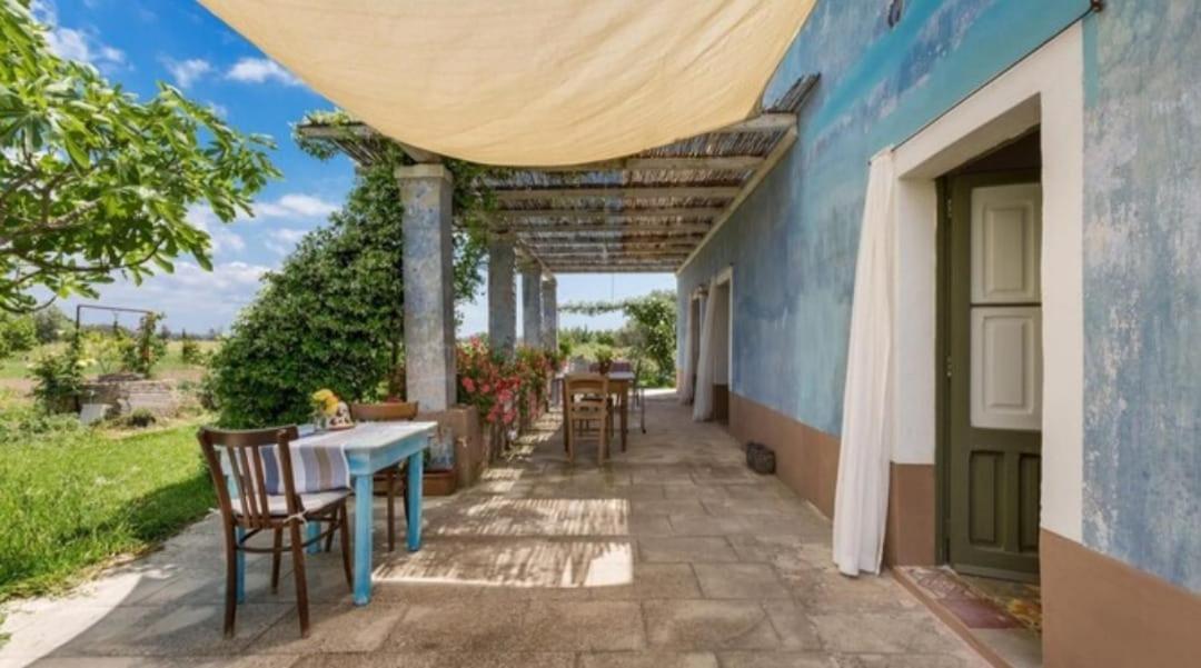 Le Cernicole Villa Melissano Buitenkant foto
